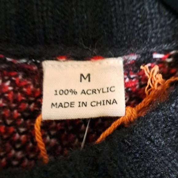 Weatherproof Vintage Plaid Bell-Sleeve Crop Sweater in Red Medium - Picture 5 of 8